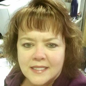 Meet your Posher, Gina